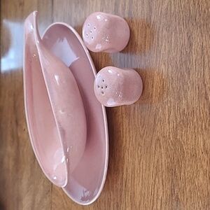 RUSSEL WRIGHT Steubenville Pottery Gravy Boat/Underplate & Salt/Pepper Shakers